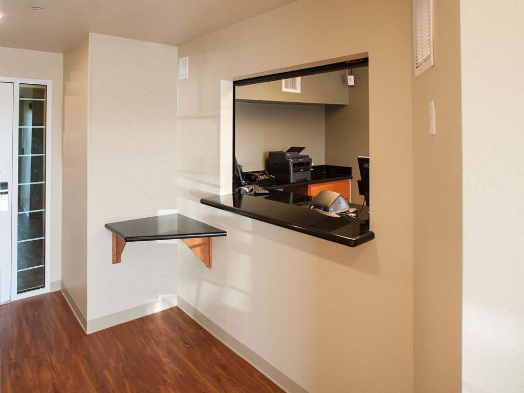 Woodspring Suites Ankeny Des Moines 내부 사진